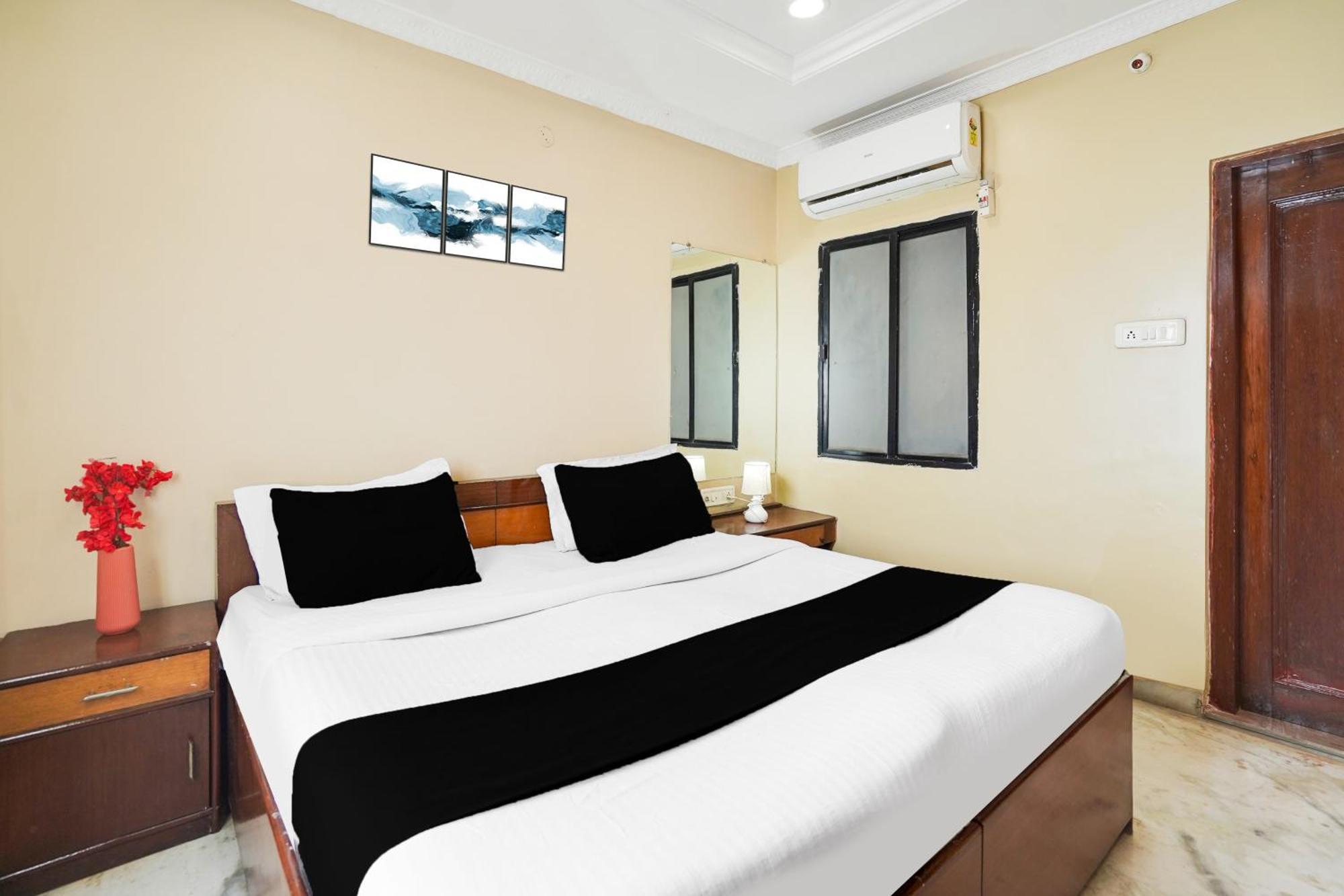 Super Hotel O Pithampur Formerly Ganga Residency Akolia Exterior foto